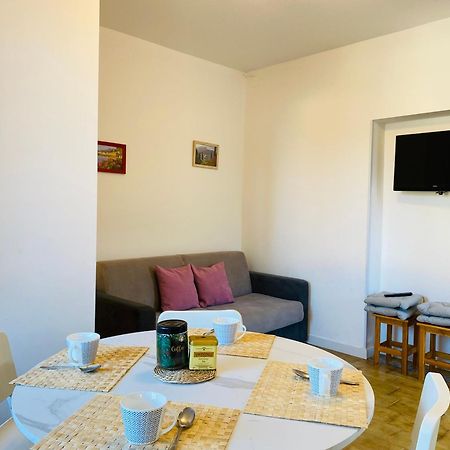 בלאג'יו Casa Carolina Ground Floor Apartment 2-4 Sleeps מראה חיצוני תמונה