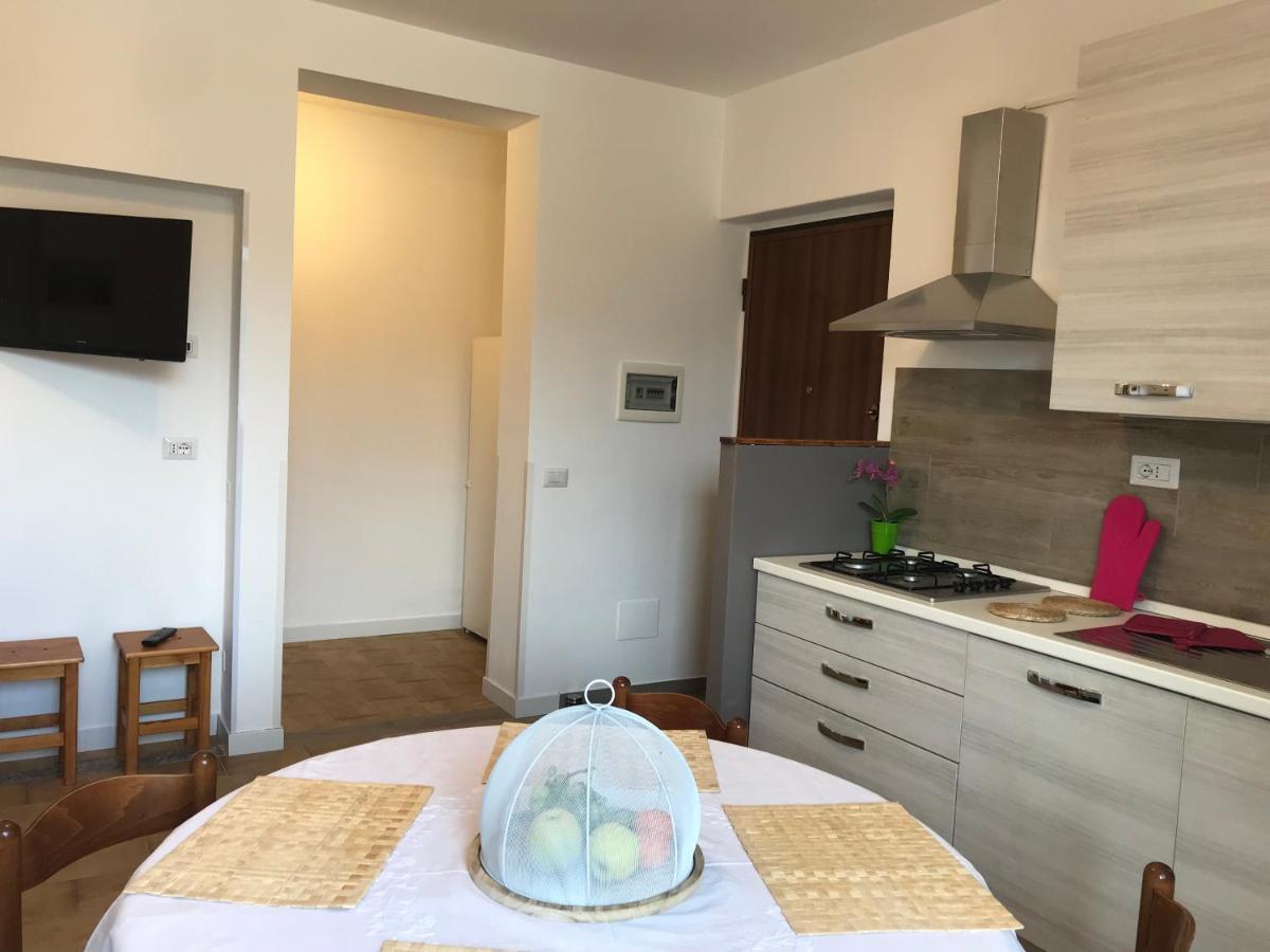 בלאג'יו Casa Carolina Ground Floor Apartment 2-4 Sleeps מראה חיצוני תמונה